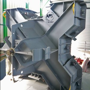 Un moule de bloc artificiel X-Bloc® dans l’usine de préfabrication conçue par APS à Calais, France.